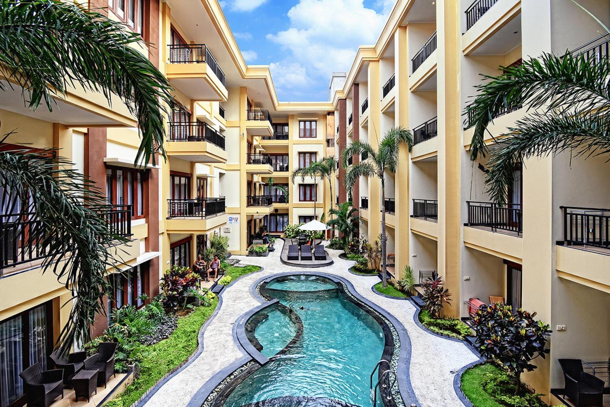 Kuta Town House Apartments Extérieur photo